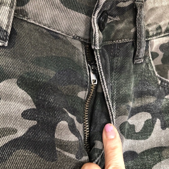 NWT KanCan High Rise Camo Style Estilo Denim Jeans 1/ 24 - Picture 9 of 16